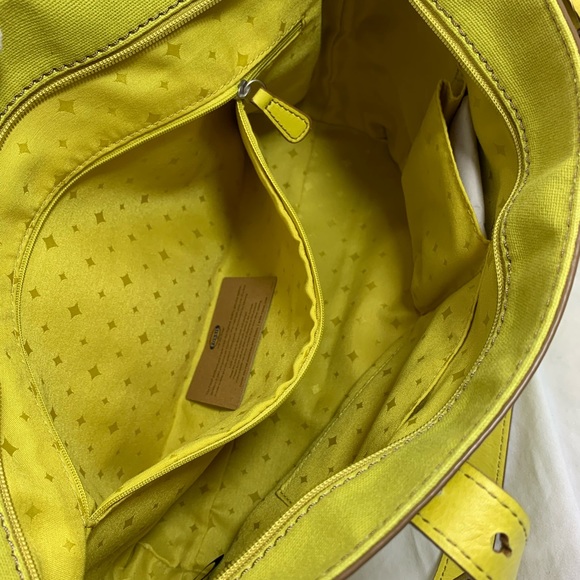 Genuine vintage FOSSIL bright yellow leather tote bag with  key fob - Picture 13 of 15